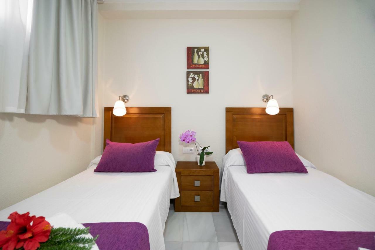 Apartamentos Mar Y Golf Рокетас-де-Мар Экстерьер фото